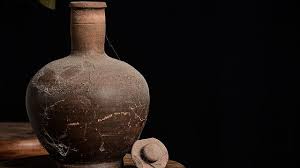 Downloads de istock by getty images. Cbn A Radio Que Toca Noticia Vinhos Laranjas Feitos Em Anforas De Barro