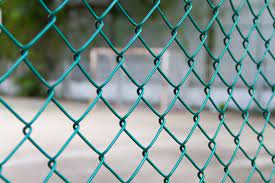 Property of chain link fence with coating layer: 1800mm Wide 6ft Green Pvc Coated Chainlink Fence 25 Mtr Plastic Steel Mesh