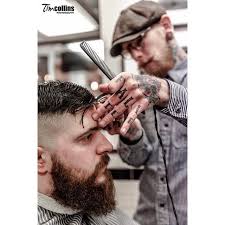 Pin By Montse Vilarnau On Barbas In 2020 Barber Man Barber Shop Beard Life