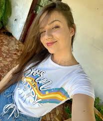 Amanda Bernardi Rempel (@amandaa_rempel) • Instagram photos and videos