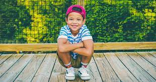This social distancing game for kids is great for groups of all ages. Six Summer Camp Activities That Work With Social Distancing