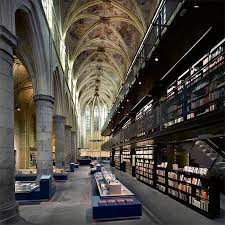 Herbestemming Kerk Naar Winkel Boekhandel Polare Selexyz Maastricht Herbestemming Boekhandels Boekenwinkel
