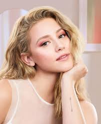 New riverdale betty & jughead i love you pillowcase set 2 pk hot topic exclusive. Lili Reinhart On The Makeup She Wears On Riverdale And Her Natural Curly Hair Instyle