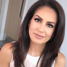 📰🗞#ADayInTheLifeOfaMUA🗞📰 🎨#MAKEUPbyMe #SomeoneYouShouldKnow  #𝐈𝐧𝐓𝐡𝐞𝐋𝐚𝐛 with 📰⚓️ 🅝🅔🅦🅢 🅐🅝🅒🅗🅞🅡 🅜🅤🅢🅔: Rudabeh  Shahbazi. 𝙎𝙝𝙚'𝙨 𝙮𝙤𝙪𝙧 𝙬𝙚𝙚𝙠𝙚𝙣𝙙 𝙉𝙚𝙬𝙨 𝘼𝙣𝙘𝙝𝙤𝙧 &  𝙍𝙚𝙥𝙤𝙧𝙩𝙚𝙧 𝙛𝙤𝙧 NewsNation Now𝙤𝙣 𝙒𝙜𝙣 ...