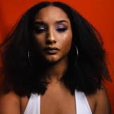 Simone Mack's Instagram, Twitter & Facebook