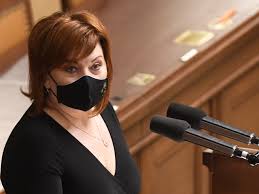 Babiš a schillerová v sídle ksčm. Schillerova Resi Jak Zvratit Zavery Babisova Auditu A Neohrozit Pritom Veskere Dotace Pro Cesko