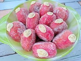 Jajanan kekinian untuk nyemil yang lebih asyik. Cara Buat Donut Bomboloni Velvet Sedap Secara Homemade Rasa Homemade Evening Snacks Non Bake Desserts