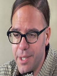 I didn't know Hank Brennan and Yellow Fairy Cottage Tales played in Scary  Movie😭😭😭😭😭 & Beverly Cannone down in the comments😭😭