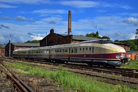 Located in the region of lusatia on the lusatian neisse, it is the second largest town of lusatia after cottbus, and the largest in upper lusatia. Schnelltriebzug Vt 18 16 03 Sachsisches Eisenbahnmuseum Chemnitz Hilbersdorf E V