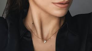 Pendentif Élégance Intemporelle