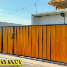 Pintu Gerbang Kalsiplank Motif Kayu Pintu Gerbang Pintu Gerbang