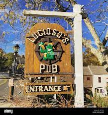 Luciosos pub hi-res stock photography and images - Alamy