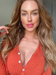 I was homeless and stole from my own MUM - but now make £1million on  OnlyFans | The US Sun