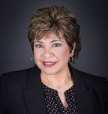 Gloria Larkin's Instagram, Twitter & Facebook