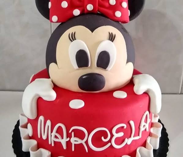 Resultado de imagem para bolo pasta americana minnie"