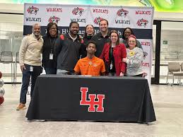 Congrats to Ayden Webb for signing with Oklahoma State University this  morning! Go Pokes!