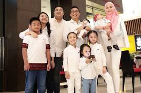 Nilai, negeri sembilangroup system admin at ingress. Meriahnya Rumah Kenali 7 Selebriti Malaysia Bertuah Miliki Anak Yang Ramai