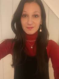 Anna Veldman's Instagram, Twitter & Facebook