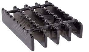 Your price for this item is $ 3,399.99. 30 W 4 Carbon Steel Heavy Duty Bar Grating 125 30 Serrated 1 1 4 Depth