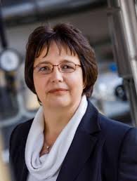 CURRICULUM VITAE Kerstin Becker