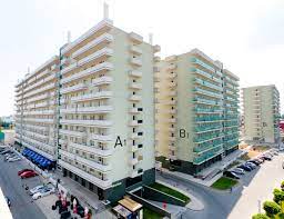 A mai fost cazat cineva in west gate studios din bucuresti? West Gate Studios Private Campus Opens Third Building Following Eur 18 Investment