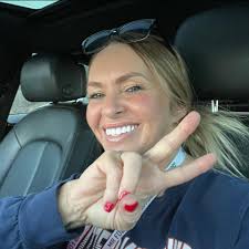 BLACK TULIP FIELD UPDATE!🖤🌷🖤 I say probably a few more weeks before all  the lovely black tulips bloom! I know so many of you have been asking for  an update