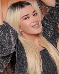 PHOTO/ Albanian singer gives sweet news, becomes a mother for the second  time! (Special name of the girl)