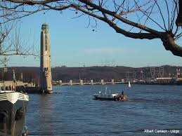 The bridge connects the right bank of the meuse with the island of monsin, located between the meuse and the albert canal. Monsin Bridge Dam Liege Structurae