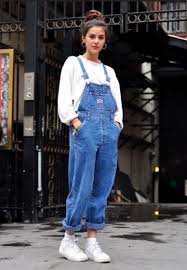 Comment porter une salopette avec style ? Bien Choisir Sa Salopette Pour Etre Tendance Conseils Et Idees Looks