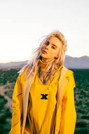 Download wallpaper in 4k ultra hd. Wallpaper Billie Eilish Music Women Blonde 1440x2160 Cryzed 1558403 Hd Wallpapers Wallhere