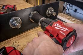 Product features & specs : Milwaukee M18 Fuel Mid Torque Impact Wrench Review Ptr