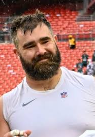 Inside Jason Kelce's $680,000 home! In Haverford, PA, his real estate  holdings include this home along with two neighboring properties acquired  for $3.96 million (in 2020) and $1.35 million (in 2023). Full