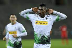 Rose akan latih borussia dortmund mulai musim panas. Bundesliga Borussia Monchengladbach Season Restart Preview Is It Europe Or Bust In Westphalia Draftkings Nation