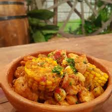 El pollo al disco es una comida que surge en el campo de los argentinos, literalmente es un disco de arado con agregados que se hicieron en el tiempo como las patas que les pusieron… Carbonada De Pollo Al Disco Cocineros Argentinos