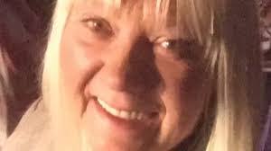 Linda Firestone's Instagram, Twitter & Facebook