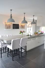 Find and save ideas about kitchen island on pinterest. Industriele Lampen Wandlampen Stoelen Ginterieur Amerongen Zie Site Moderne Keukens Keuken Ontwerpen Keuken Inspiratie
