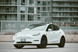 Lows not as pleasing to drive as the model 3 sedan, questionable build quality, high starting price. The 2020 Tesla Model Y Proves How Far Behind The Rest Of The Auto Industry Still Is