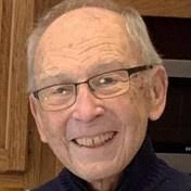 Marilyn Reck's Instagram, Twitter & Facebook