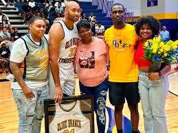 Alumni Charity Basketball Game is a winner for Olive Branch, Holly Springs 