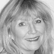 Petra Schell's Instagram, Twitter & Facebook