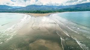 watch the tides review of uvita beach uvita costa rica