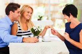 Tetapi ibu mertua saya selalu membuat saya merasa buruk dibandingkan dengan putrinya yang sempurna, tulisnya. Calon Mertua Kamu Matre Ini Dia Cara Ampuh Meluluhkan Hati Beliau