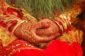 H A N D A Photo From Kosi East Trekearth Hindu Bride Couple Wedding Rings Red Sari