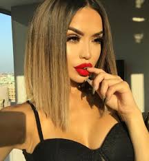 Her türlü saç modelini bulabileceğiniz, birbirinden farklı saç modellerine sahip saç modelleri bulunmaktadır. Yuvarlak Sekilli Yuzler Icin Ideal 7 Guzel Sac Modeli Trendler Ve Moda