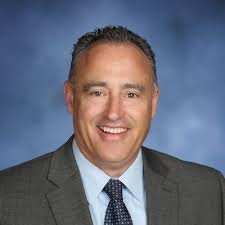 Bob Hennen (@WMHSROYALS)