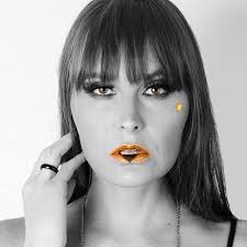 Who are Christian singers, artists, and producers to collaborate with?