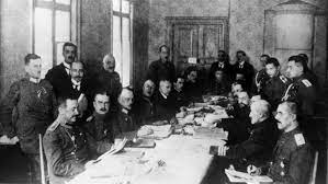 A photo of the signing of armistice between russia and germany on march 3, 1918. Vor 100 Jahren Der Friedensvertrag Von Brest Litowsk Archiv