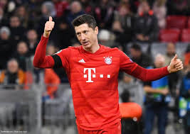 De quoi améliorer son record de buts sur un seul exercice en c1 et surtout dépasser lionel messi au classement des meilleurs buteurs de la compétition. Ldc Lewandowski Sur Le Podium Des Meilleurs Buteurs De L Histoire