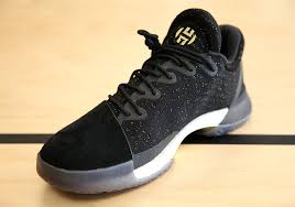 Shop the latest harden volumes and styles. Adidas Harden Vol 1 Black Gold Sneakernews Com Classic Sneakers James Harden Shoes Me Too Shoes