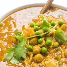 Easycrockpot.com with lot's of free crock pot recipes. Slow Cooker Chicken Curry With Coconut Milk The Lemon Bowl